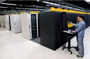 面子 真大 車主加油不掏錢,刷個(gè)臉就走了