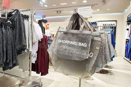 國內服裝市場今年或縮水600億美元，時尚消費呈現兩極化趨勢